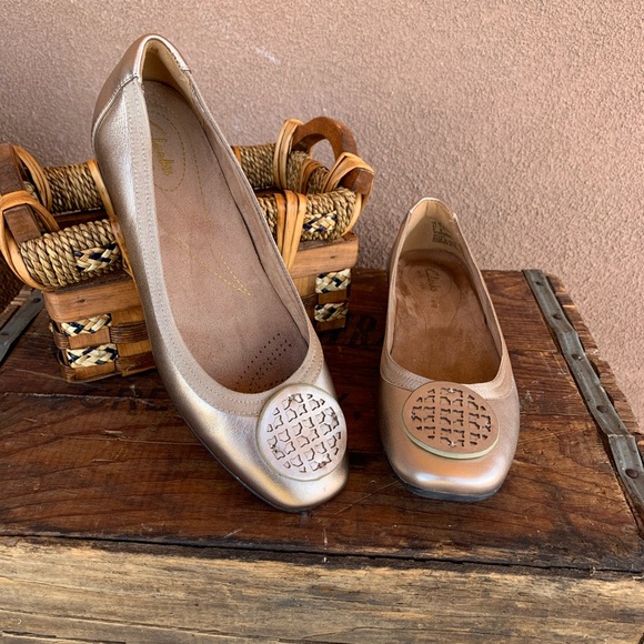 gracelin lola clarks